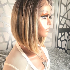 Blonde Wig Bob Wig Straight Wig Ombre Honey Blonde Free Part 13x6 Lace Wig Human Hair Blend Short Blonde Wig Glueless Heat Safe