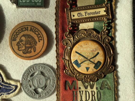 Antique badges and pins - image 1