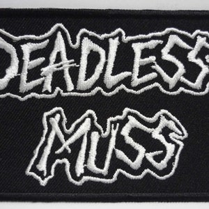 Patch brodé DEADLESS MUSS gai confuse kuro