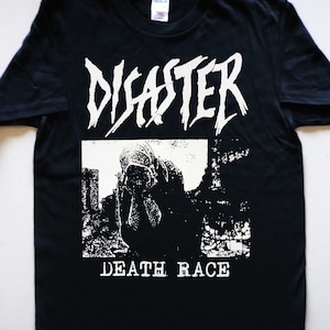 DESASTRE - La camiseta de Death Race revela el bloqueo de vida de las víctimas de guerra