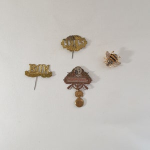 Military Pins - Vintage French Conscription Badges - WW1 Armistice Conscript Pins - Militaria Collectible