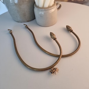 Vintage French Chateau Ormolu Curtain Tie Backs, French Brass Curtain Drape Holdbacks, Chateau Chic, Decorative French Curtain Tie Backs