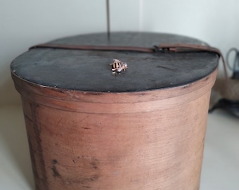 Wooden Hat Box Storage Container - Vintage Banded Wood Oversized Covered Hat  Box - Rafael Osona Auctions Nantucket, MA
