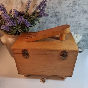 Wooden Vintage Shoe Shine Box | Wooden Shoe Valet | Dovetail Wooden Box Gift for Him|Vintage Decor