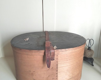 Antique French Bentwood Hat Box - Wooden Storage Box - Rustic Decor