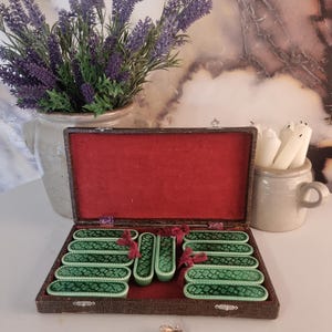 Vintage French Set of 12 Ceramic Cutlery Rests, Ceramic Green Knife Rests, Vintage Knife Rests, Vintage Table Decor