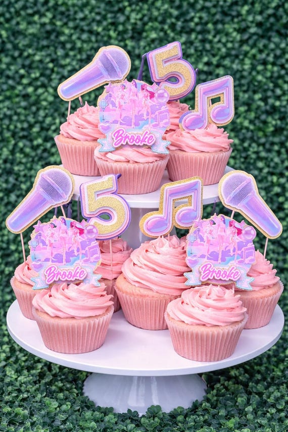 Huntrix Golden Kpop cupcake toppers