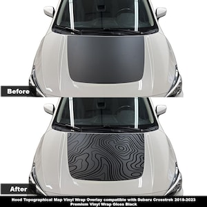 Puede incluir: Imágenes antes y después de un capó de Subaru Crosstrek con una superposición de vinilo topográfico negro. La superposición es compatible con los modelos Subaru Crosstrek de 2018 a 2023. El vinilo es negro brillante.