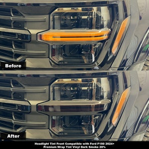Puede incluir: Imágenes antes y después de un camión Ford F150 negro con un tinte de faro. La imagen anterior muestra los faros con una lente transparente. La imagen posterior muestra los faros con un tinte de humo oscuro. El texto "Tinte de faro delantero compatible con Ford F150 2024+ Vinilo de tinte de envoltura premium Humo oscuro 20%" se muestra debajo de las imágenes.