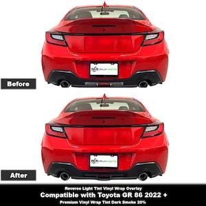 Puede incluir: Comparación de la parte trasera de un Toyota GR 86 2022 rojo antes y después de una superposición de envoltura de vinilo de tinte de luz de marcha atrás. La imagen "Antes" muestra las luces originales, mientras que la imagen "Después" muestra las luces tintadas. El texto dice "CRUX MOTO".