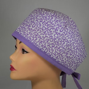 Surgeon&#39;s Style Scrub cap, Lavender curly vines