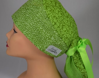 Ponytail Pouch Scrub cap: Beautifully Green!