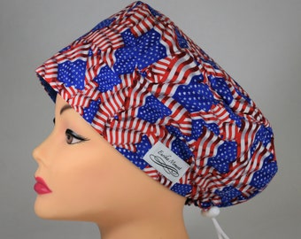 MEDIUM Euro Toggle Style Scrub Cap; Amerikanische Flagge