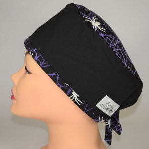 Surgeon&#39;s Style Scrub cap, Purple spiders