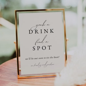 エレガントでミニマリストなドリンクを飲みに行こうのウェディング サイン テンプレート、結婚式のドリンク サイン、印刷可能なウェディング バー サイン、オープン シート サイン