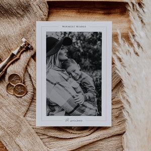 Modello moderno per biglietti di auguri — Biglietto di Natale moderno — Biglietto di auguri stampabile — Biglietto di auguri fotografico — Biglietto di Natale e Capodanno con foto