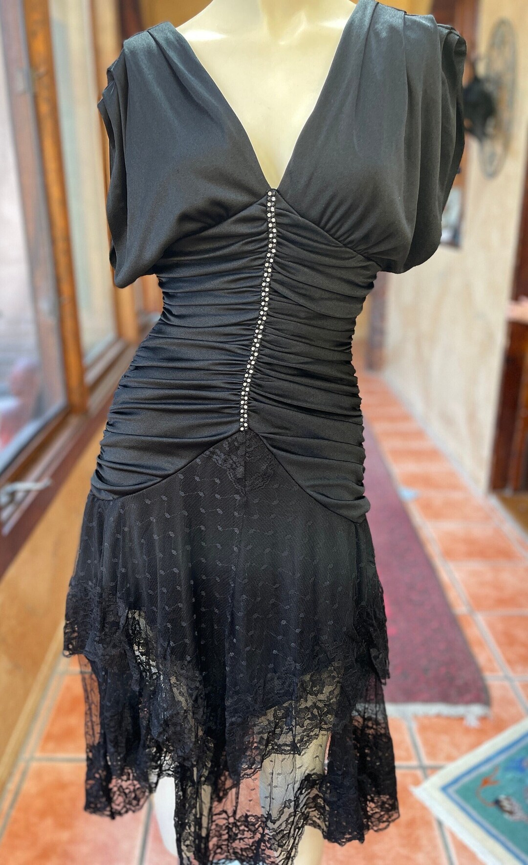 black dress with red hearts And And Polka Dot Heart Print Silk Twill Collared Mini Color:White Your Love Black Midi FOOTER: Express Shipping