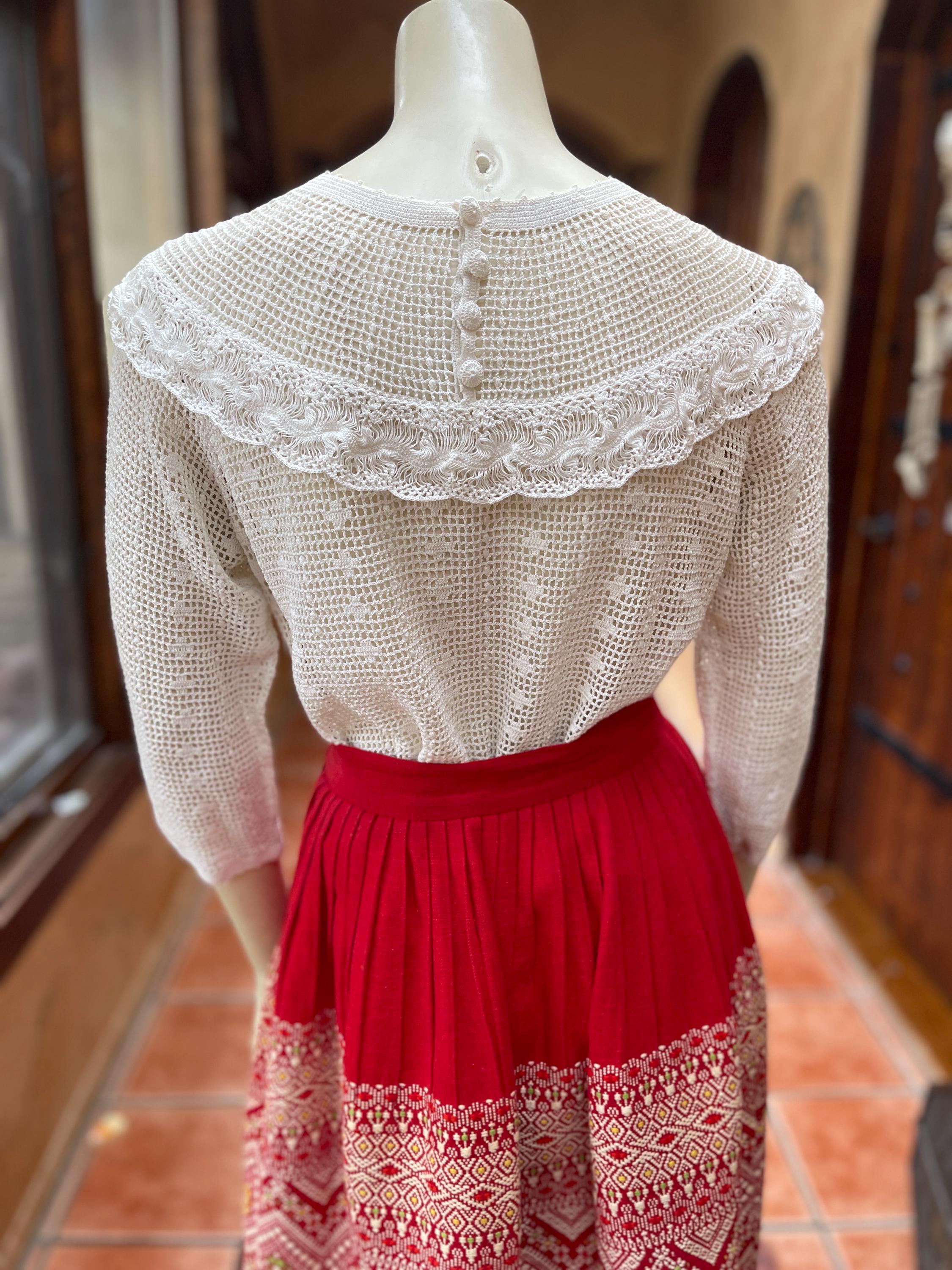 Vintage 1960s La Nationale Bruxelles Crochet Knit Blouse | Small