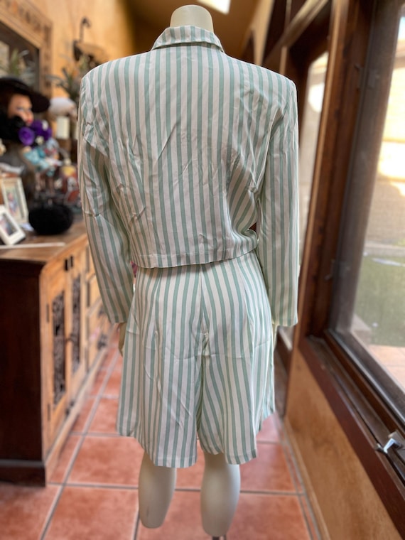 90s RAMPAGE Flared Shorts and Cropped Jacket Ense… - image 3