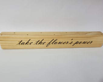 Blumenleiste/Flowerboard aus Nadelholz für Trockenblumen, individuell personalisierbar!