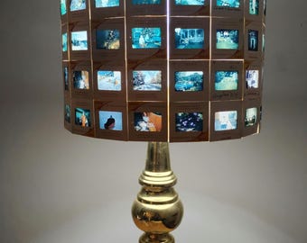 Pantalla de lámpara con diapositivas Kodachrome vintage de 35 mm: Estilo americano de mediados de siglo (redonda de 30 cm).