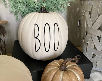 Boo Pumpkin, Trick or Treat, Hello Pumpkin Fall Decor, Halloween Decor for Entryway, Porch, Mantle, Cute Fall Decoration, White Pumpkin