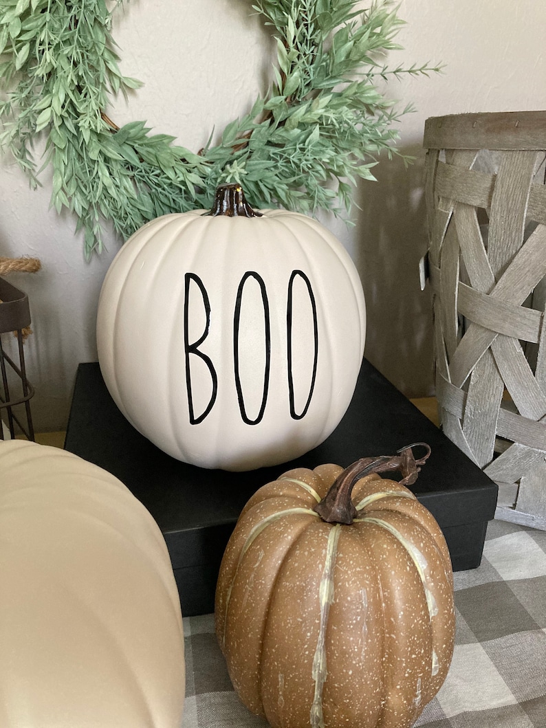 Farmhouse Fall Decor Farmhouse Pumpkins Pumpkin Decor Rae