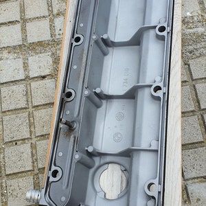 BMW  e30 e34 e36 ALPINA Valve cover  m40 engine