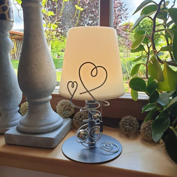 LED-Outdoor "Little Hearts" Tischleuchte warmweiß oder farbig von DRAHTORIA