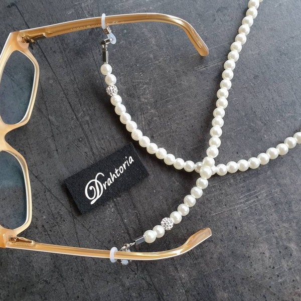 DRAHTORIA 3 in 1 Brillenhalter Brillenkette Maskenhalter Airpodhalter weiße Perlen Unikat Kette Halskette