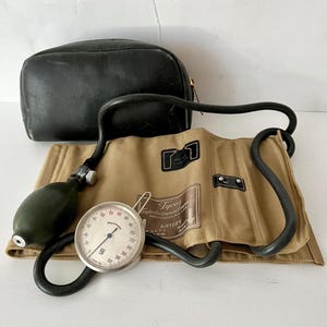 TYCOS Sphygmomanometer Blood Pressure Pump and Cuff with Leather Case Antique