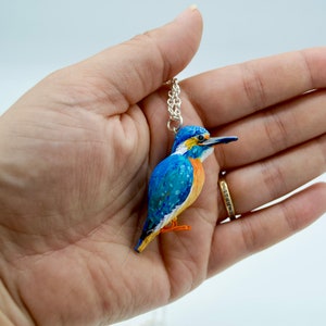 Kingfisher Pendant Necklace, bird necklace, Realistic Bird necklace, bird lover, bird watcher, blue and orange bird, birthday gift