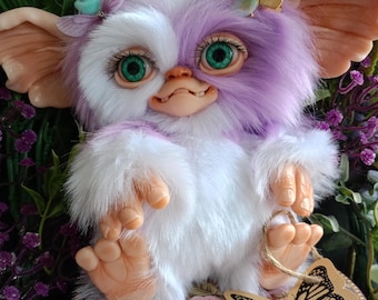 Art toy inspired by mogwai Daffy from movie 