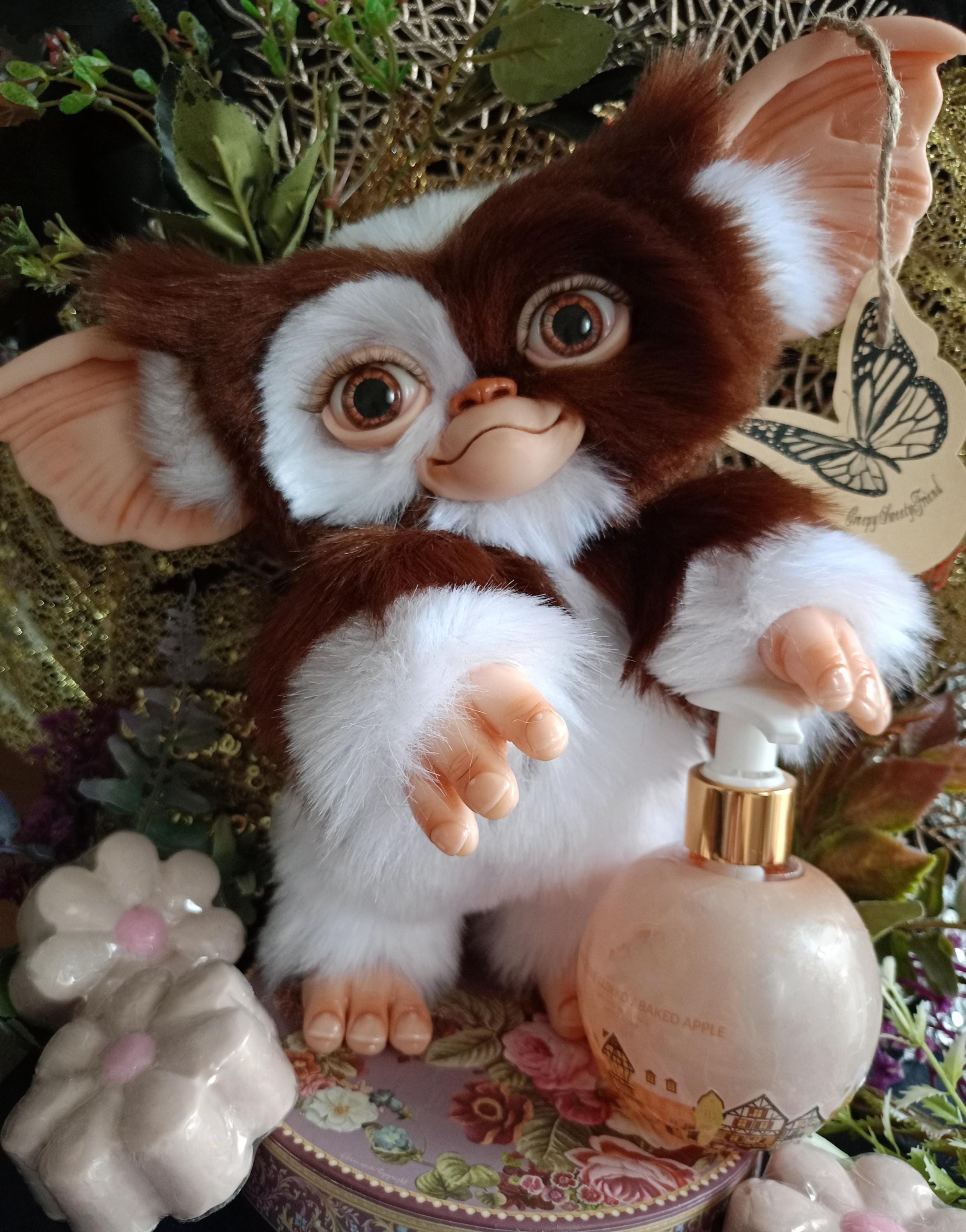 Art Toy Inspired by Mogwai Gizmo From 