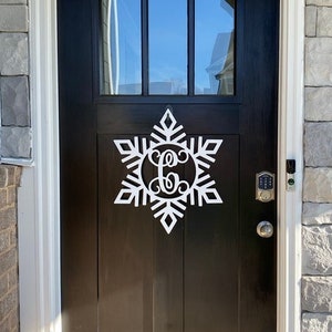 Snowflake Monogram Cutout - Wooden Snowflake - Wood Door Hanger - Wood Monogram - Christmas Décor - Home Décor - Wood Holiday Winter Décor