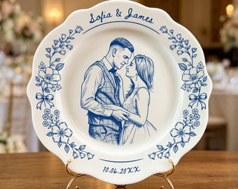 Aangepaste handgetekende portret bruiloft bord, gepersonaliseerde blauwe bloemen keramische plaat, schets paar aandenken schotel, huwelijksverjaardag cadeau