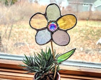 Pastel Flower Stained Glass, Flower Garden Decor, Gift For Plant Lover, Garden Glass Art, Garden Stakes, House Plant Decoration