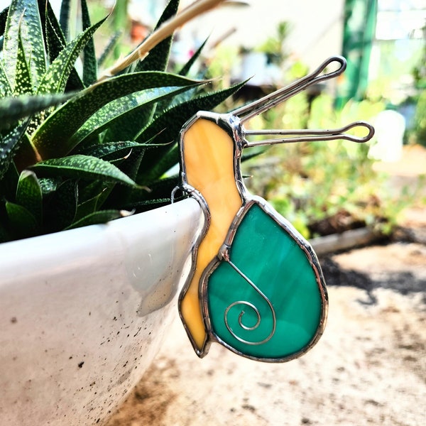 Snail Stained Glass, Snail Garden Decor, Glass Garden Decor, Gift For Plant Lover, Garden Glass Art, Garden Stakes, House Plant Decoration