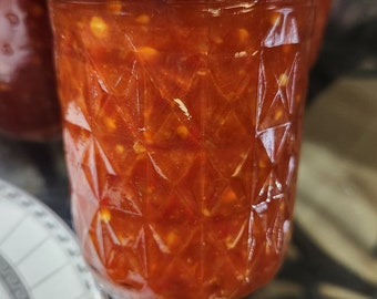 NON-GMO 100% Organic Garlic Chili Pepper Sauce from Small Florida Farm ( Better then Huy Fong sauce)
