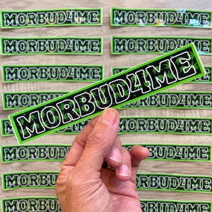 MOREBUD4ME Billy Strings-sticker | Waterdichte vinylsticker van 1 x 6 inch