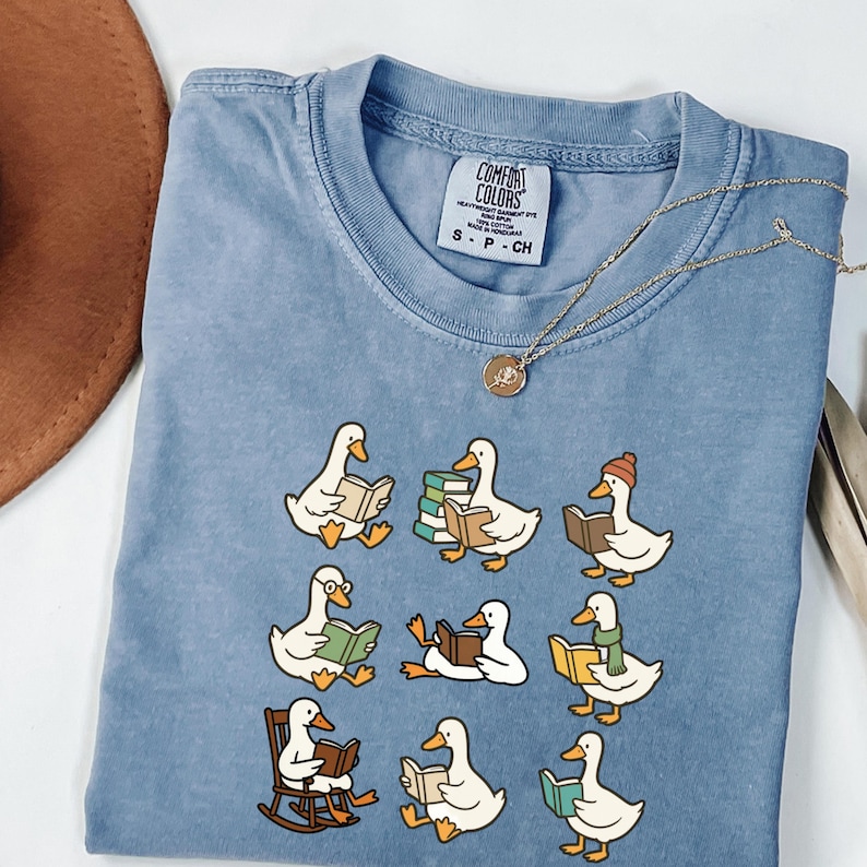 Cute Goose Reading Shirt, Book Lover Tee, Funny Goose Shirt, Cozy Reading Gift, Teacher Librarian Book Club Shirt, Reader Graphic Tee