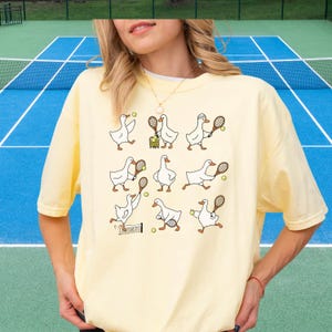 Cute Goose Tennis Shirt Comfort Colors, Funny Tennis Player Tee, Funny Goose Coach Gift, Womens Tennis Team Shirt, Sports Mom Graphic Tee