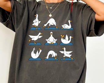 Funny Goose Yoga Shirt, Yoga Teacher Gift, Comfort Colors Mindfulness Shirt, Goose Lover Shirt, Funny Yoga Gift, Meditating Goose T-Shirt