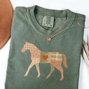 Comfort Colors Patchwork Horse Shirt, Rustic Farmhouse Horse Tee, Horse Lover Shirt, Chinese New Year Horse 2026, Boho Rider Gift