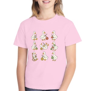 Cute Goose Crocheting Shirt, Funny Yarn Lover Tee, Crochet Gift for Women, Animal Crochet Shirt, Goose Yarn Craft Graphic T Shirt