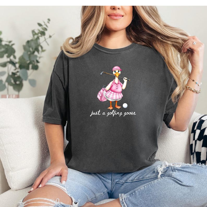 Comfort Colors Golf Mom Shirt, Cute Goose Golf Shirt for Women, Pink Coquette Golfer Tee, Funny Mom Golf Outfit, Golf Lover Gift