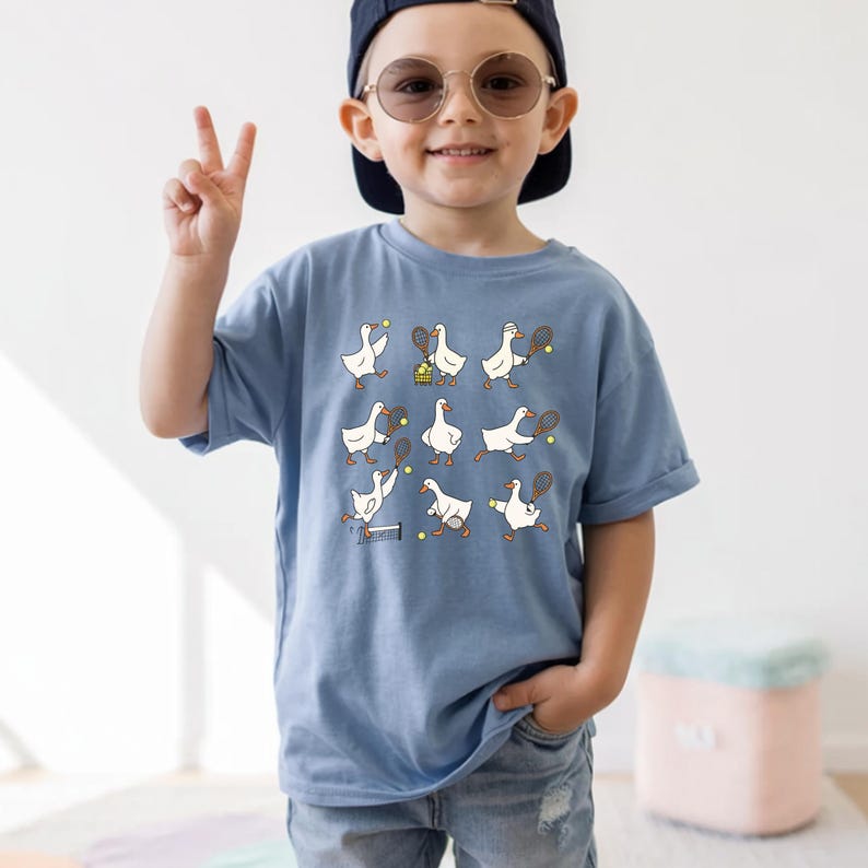Cute Goose Tennis Shirt Comfort Colors, Funny Tennis Player Tee, Funny Goose Coach Gift, Womens Tennis Team Shirt, Sports Mom Graphic Tee