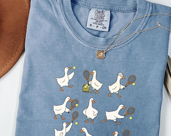 Cute Goose Tennis Shirt Comfort Colors, Funny Tennis Player Tee, Funny Goose Coach Gift, Womens Tennis Team Shirt, Sports Mom Graphic Tee