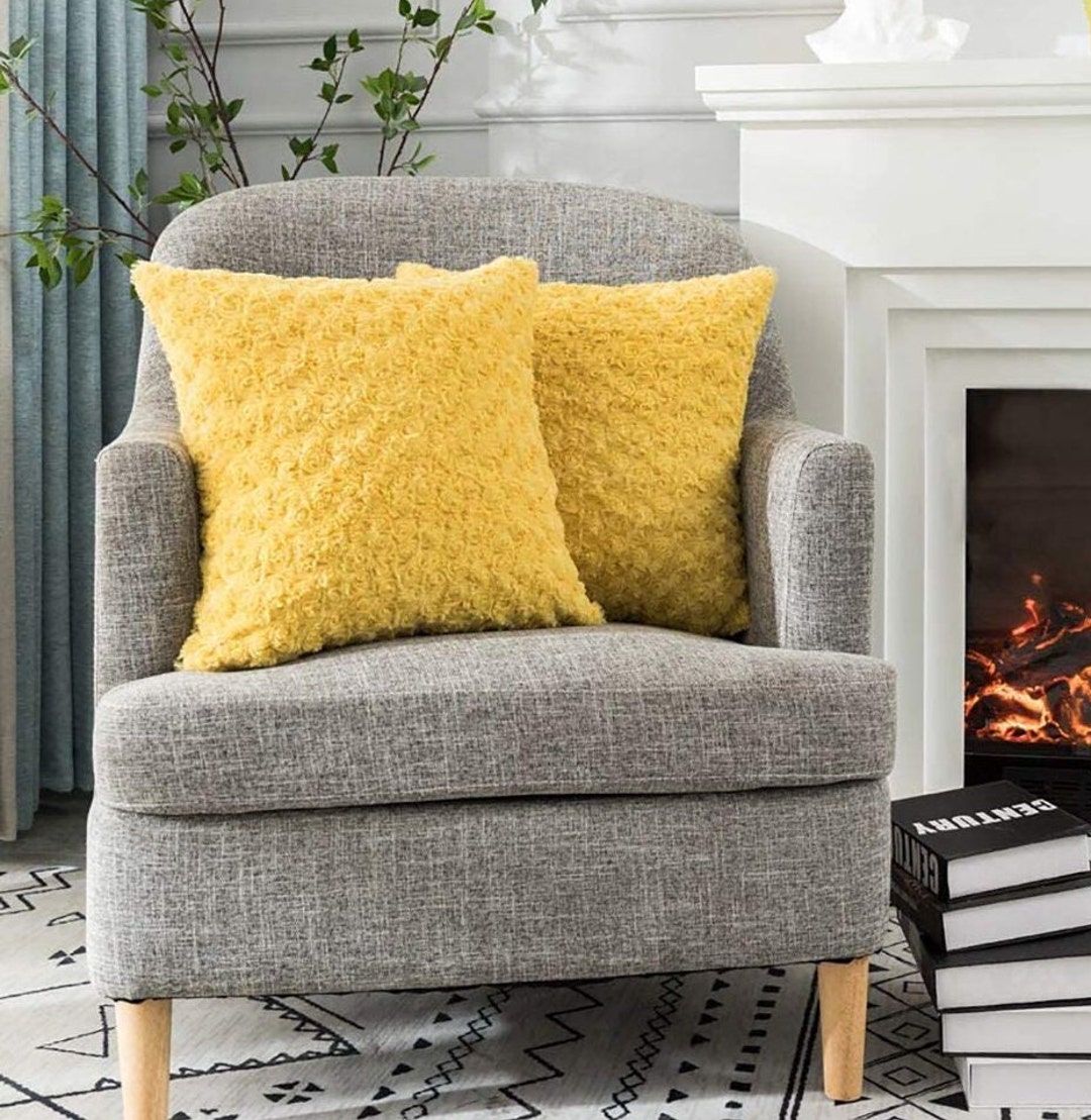 Set of 2 Decorative Luxury Soft Plush Faux Fur Throw Pillow Covers for ...
