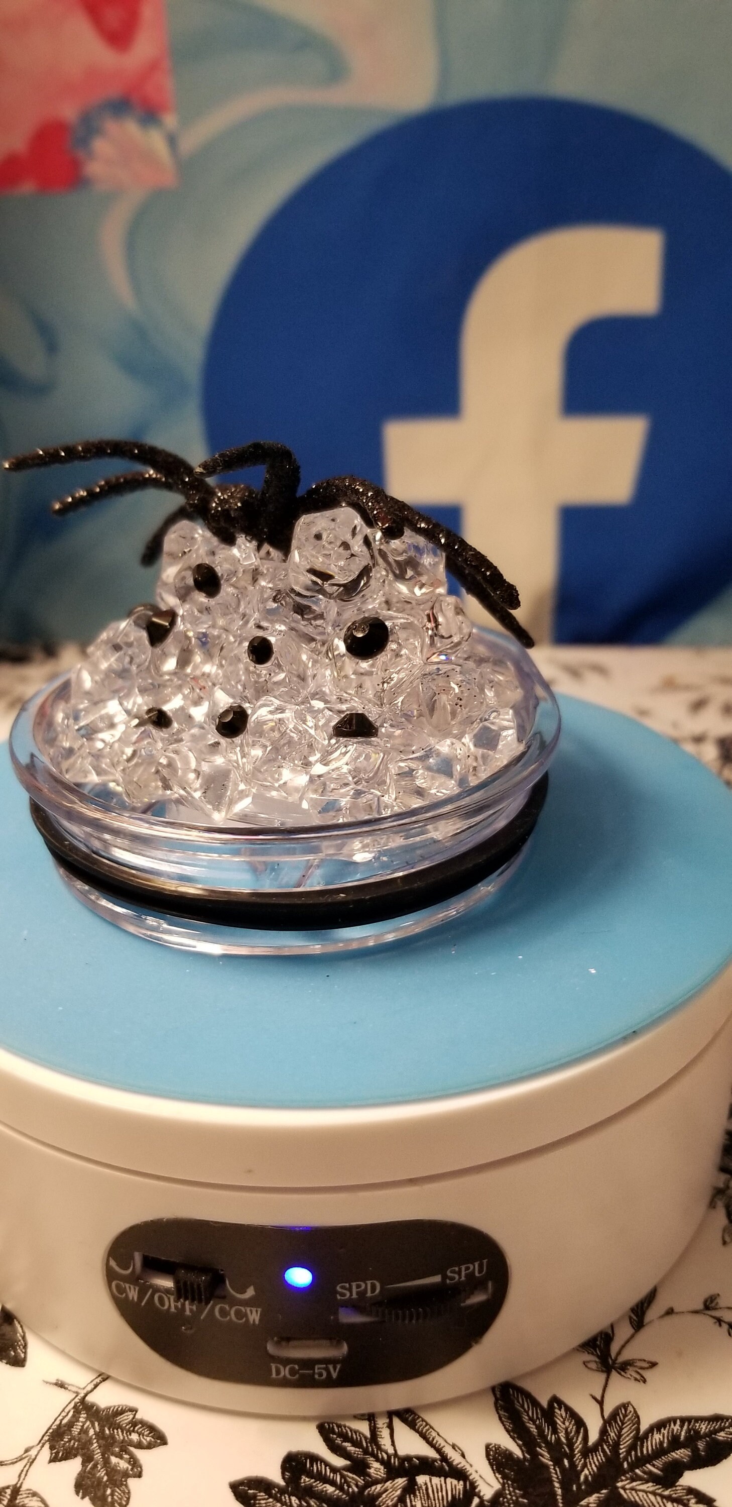 Ice  Spider Tumbler Topper, Halloween Spider tumbler lid, Halloween gift, 3D Decorative Lid